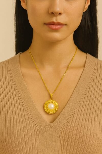 Regal Pearl Medallion Necklace - Image 2