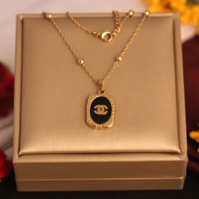Luxury-Inspired Black & Gold Emblem Pendant Chain