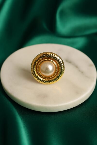 Majestic Gold Pearl Statement Ring - Image 2