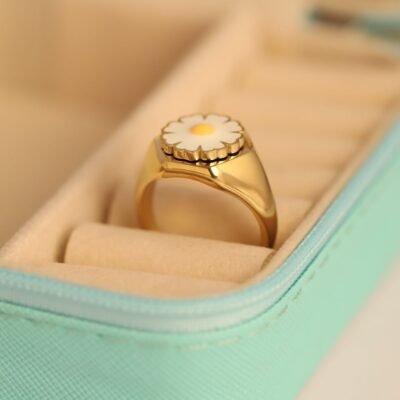 Golden Daisy Bloom Ring - Image 3