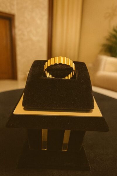 Golden Ribbed Minimal Ring
