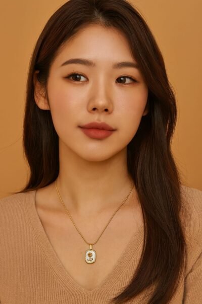 Golden Rose Emblem Pendant Chain - Image 2