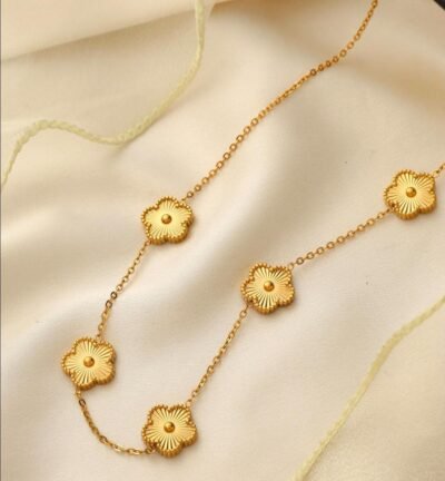 Golden Clover Bloom Necklace