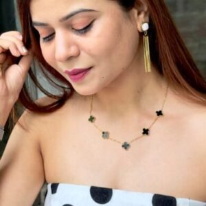 Midnight Clover Elegance Necklace