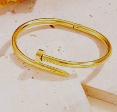 Golden Nail-Design Bangle