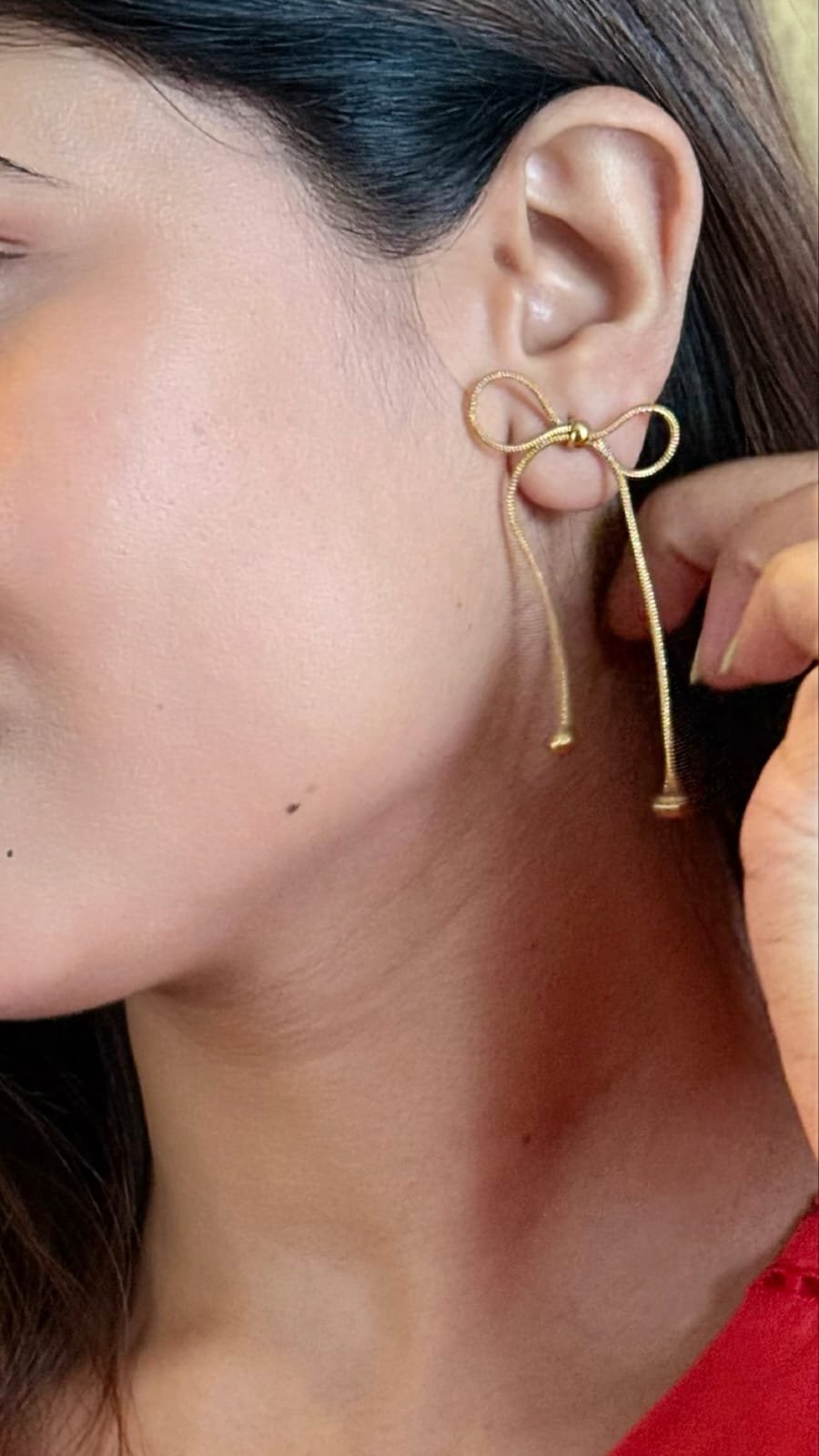 Elegant Korean-style gold bow earrings - Image 3